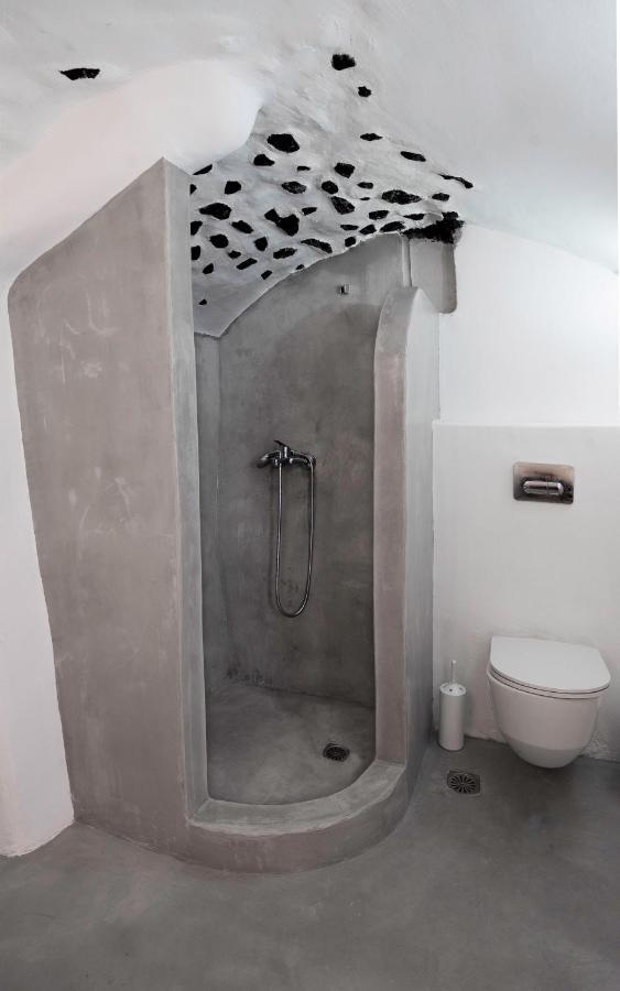 Deltami Santorini Apartman Pírgosz Kültér fotó