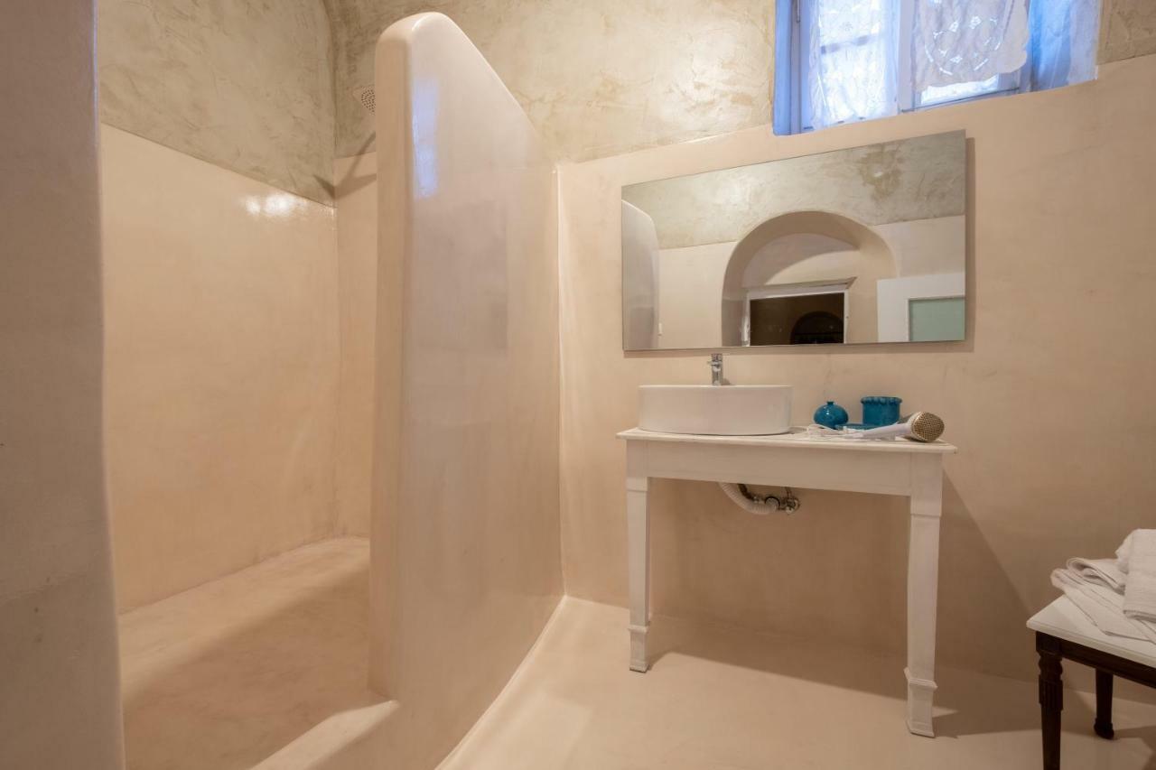 Deltami Santorini Apartman Pírgosz Kültér fotó