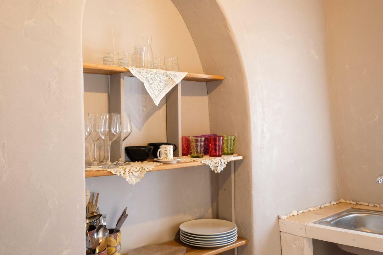 Deltami Santorini Apartman Pírgosz Kültér fotó