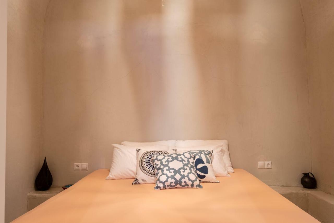 Deltami Santorini Apartman Pírgosz Kültér fotó