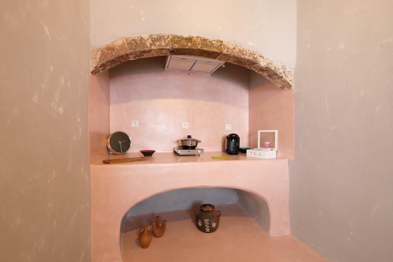 Deltami Santorini Apartman Pírgosz Kültér fotó