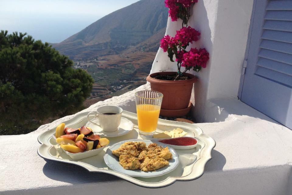 Deltami Santorini Apartman Pírgosz Kültér fotó